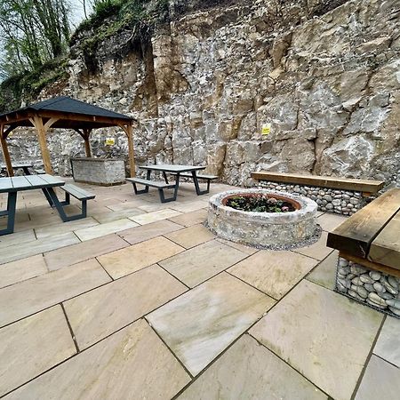 Luxury 1 Bedroom Apartment - Rock Mill 14 Stony Middleton Kültér fotó