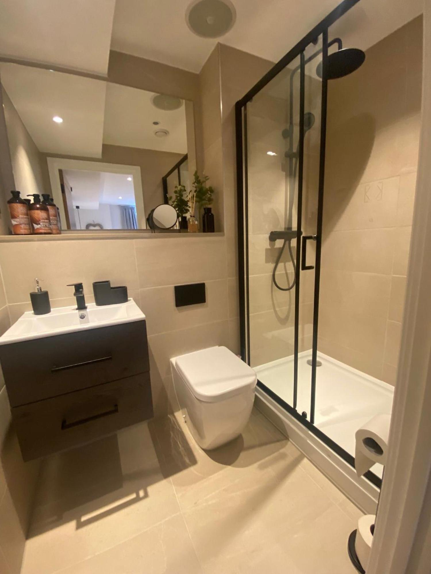 Luxury 1 Bedroom Apartment - Rock Mill 14 Stony Middleton Kültér fotó