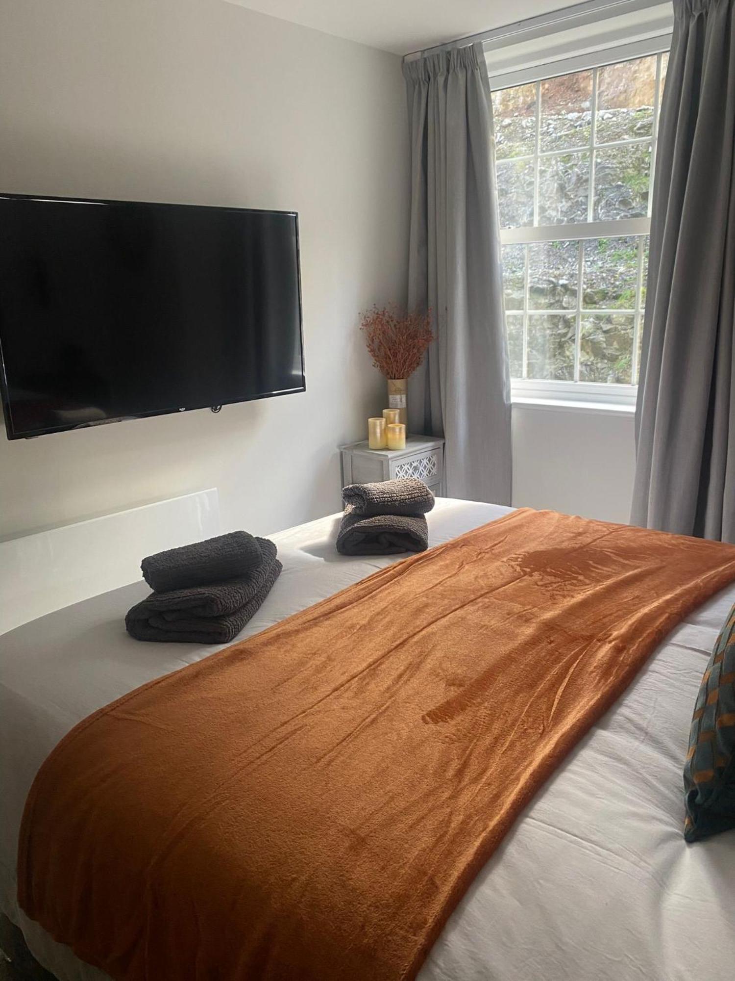 Luxury 1 Bedroom Apartment - Rock Mill 14 Stony Middleton Kültér fotó